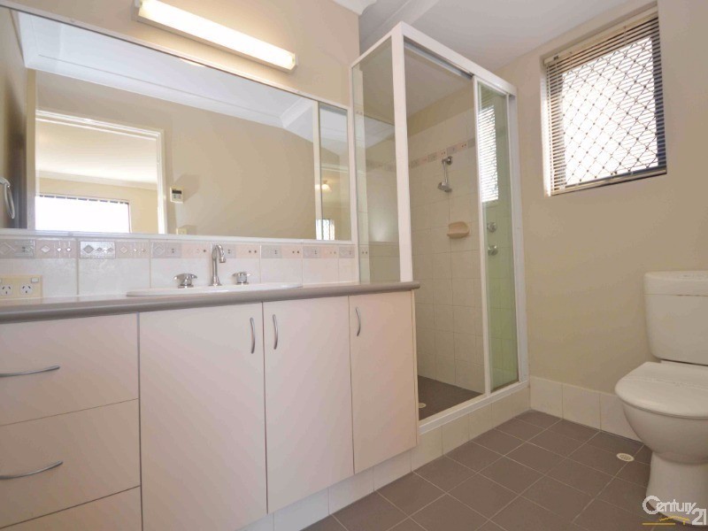 9  Baycliff Turn, Waikiki WA 6169