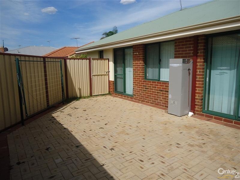 3/6 Mornington Boulevard, Waikiki WA 6169