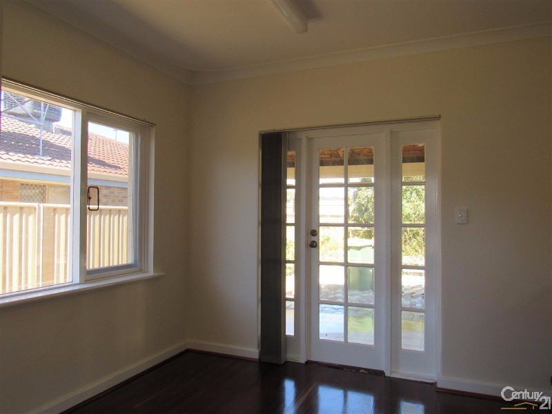 47 Smythe Street, Rockingham WA 6168