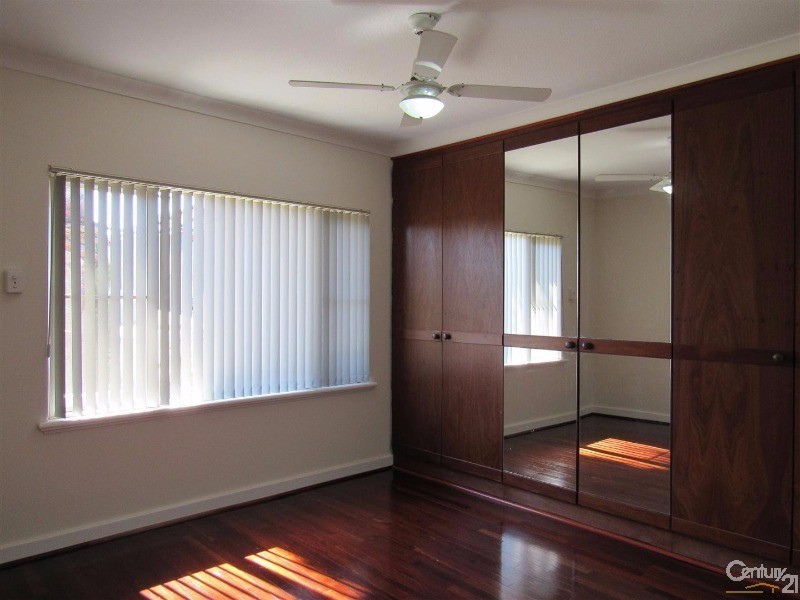 47 Smythe Street, Rockingham WA 6168