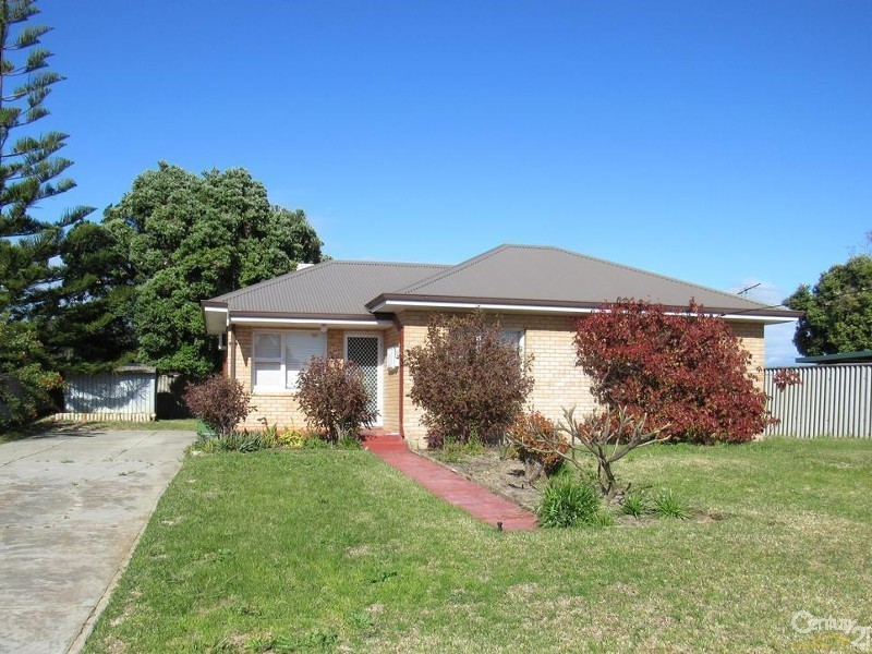 25 Wavelea Street, Safety Bay WA 6169