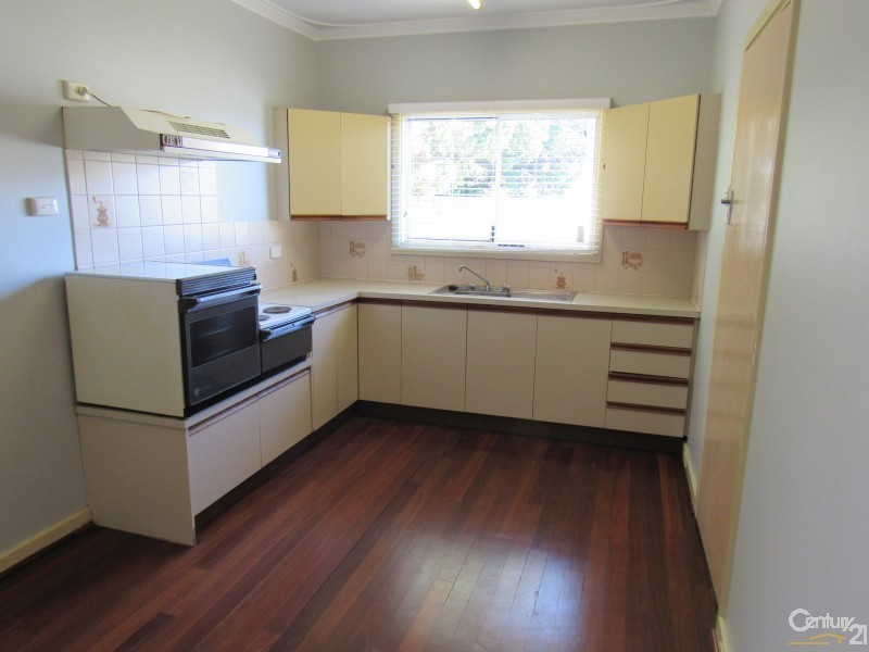 25 Wavelea Street, Safety Bay WA 6169