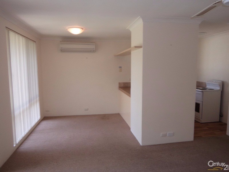 4/7 Merope Close, Rockingham WA 6168