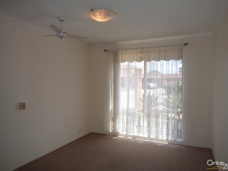 4/7 Merope Close, Rockingham WA 6168