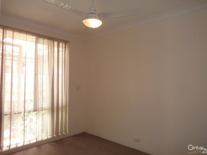 4/7 Merope Close, Rockingham WA 6168