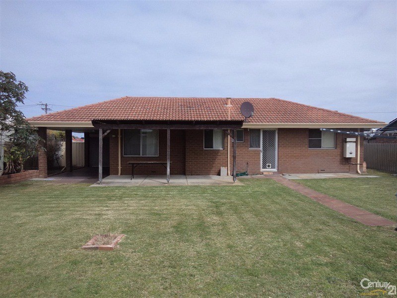 19 Varley Crescent, Cooloongup WA 6168