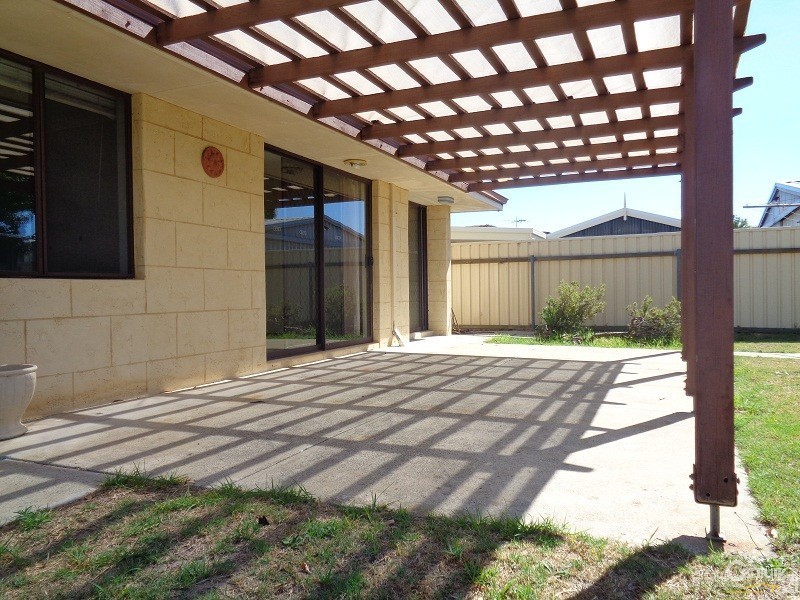 38 Stainer Avenue, Rockingham WA 6168