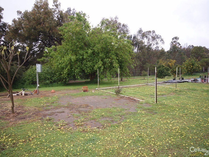 21 Scarpview Drive, Serpentine WA 6125