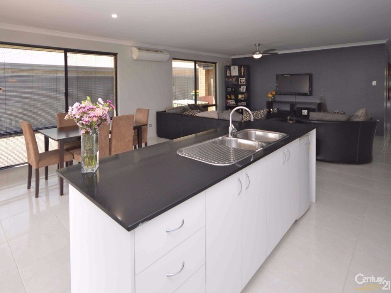 100 Bramall Terrace, Baldivis WA 6171