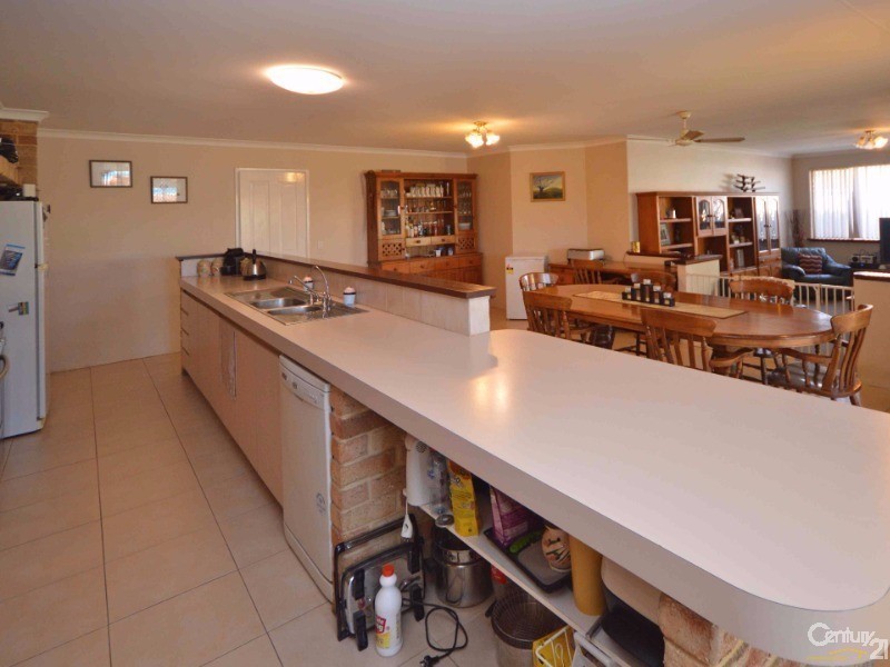 4 St Michaels Court, Cooloongup WA 6168
