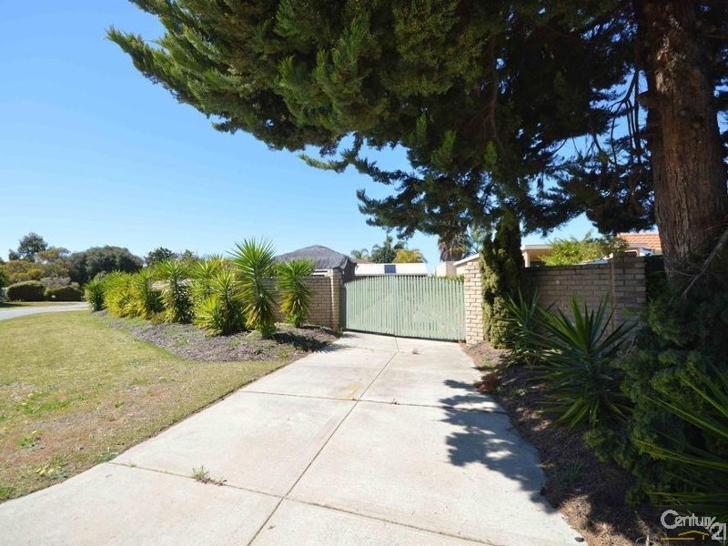 4 St Michaels Court, Cooloongup WA 6168