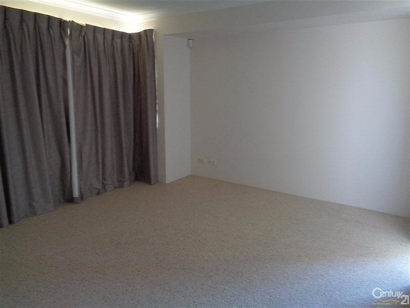 521 Safety Bay Road, Waikiki WA 6169