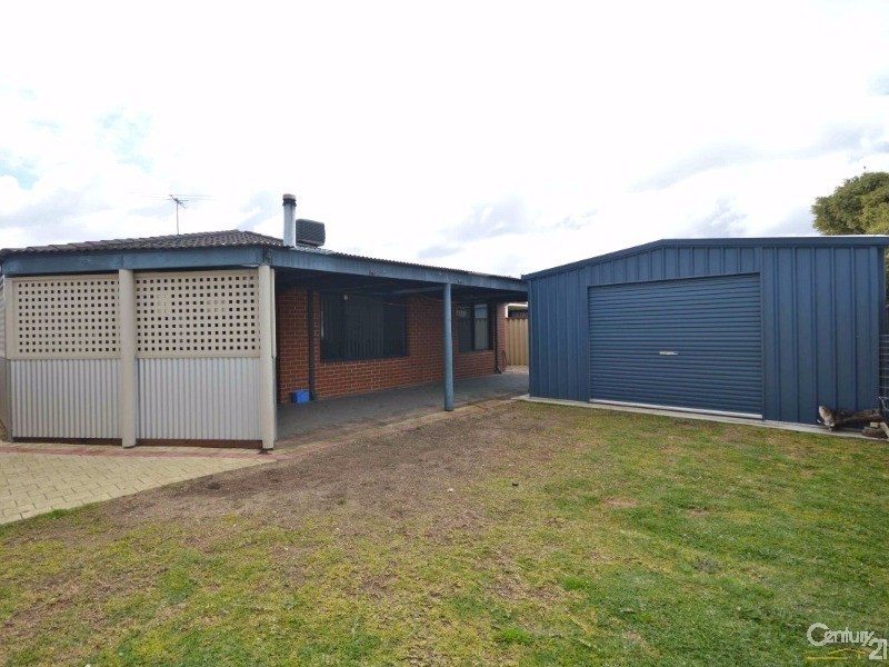 28 Benbecula Loop, Port Kennedy WA 6172