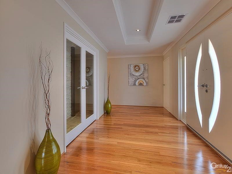 12 Nambucca Way, Secret Harbour WA 6173