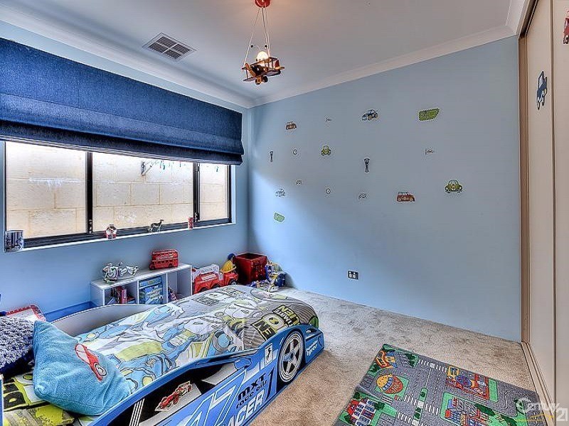 12 Nambucca Way, Secret Harbour WA 6173