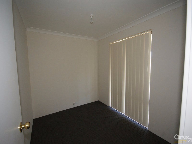 18 Jubilee Drive, Waikiki WA 6169