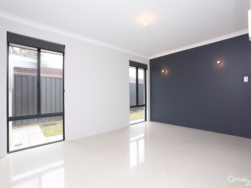 198 Safety Bay Road, Safety Bay WA 6169