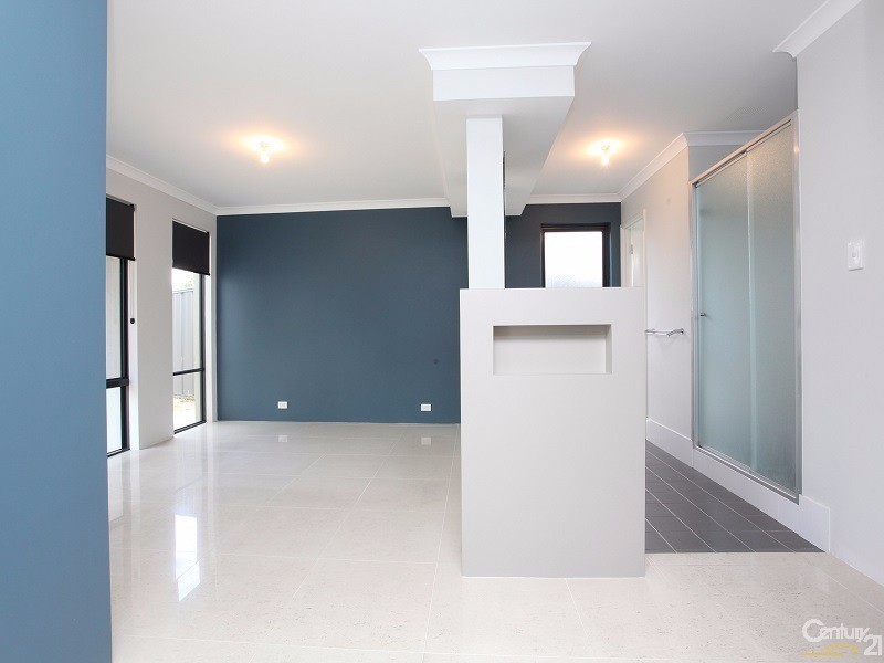 198 Safety Bay Road, Safety Bay WA 6169