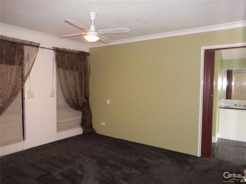 16 Timberlane Loop, Cooloongup WA 6168