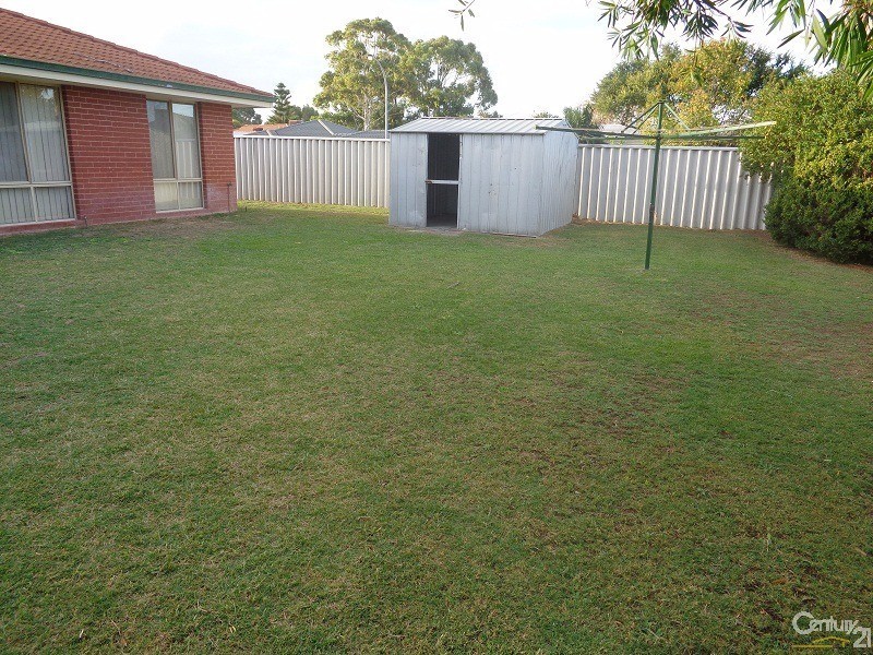 1 Glenroy Gardens, Port Kennedy WA 6172