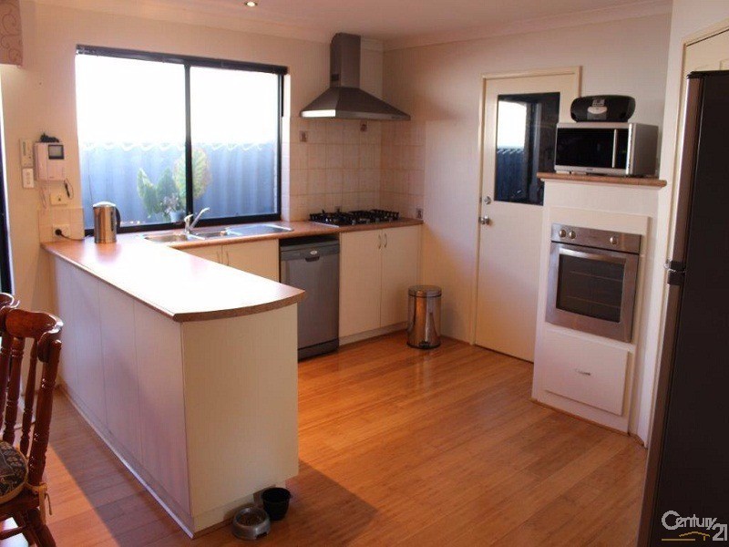 12 Corymbia Green, Baldivis WA 6171