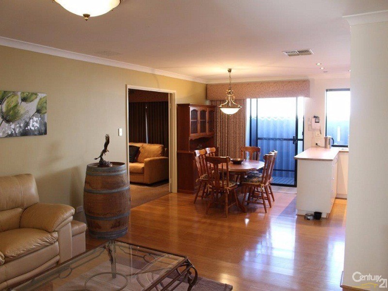 12 Corymbia Green, Baldivis WA 6171