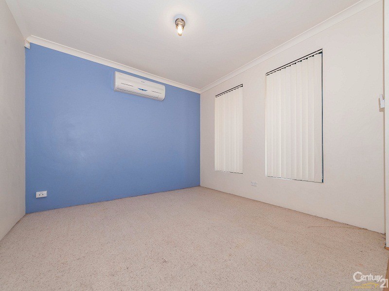 51 Zaragoza Drive, Port Kennedy WA 6172