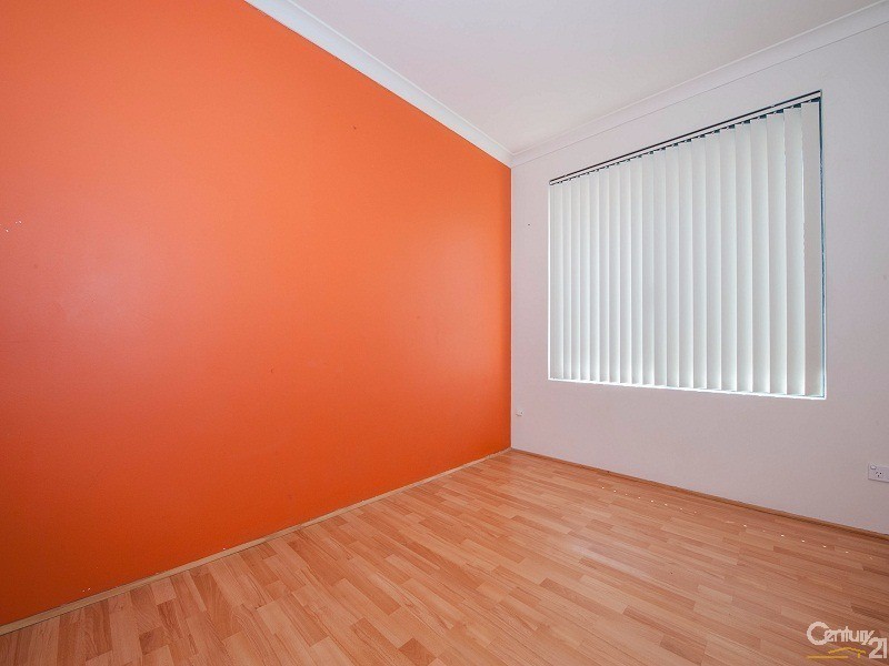 51 Zaragoza Drive, Port Kennedy WA 6172