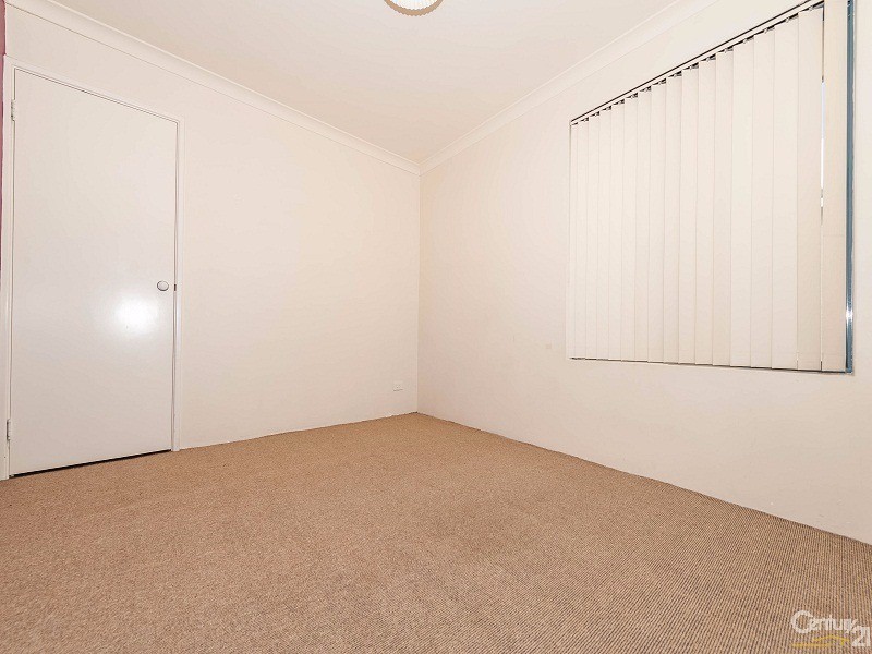 51 Zaragoza Drive, Port Kennedy WA 6172