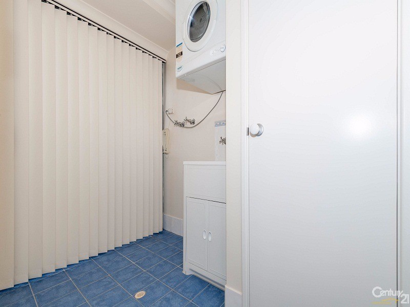 51 Zaragoza Drive, Port Kennedy WA 6172