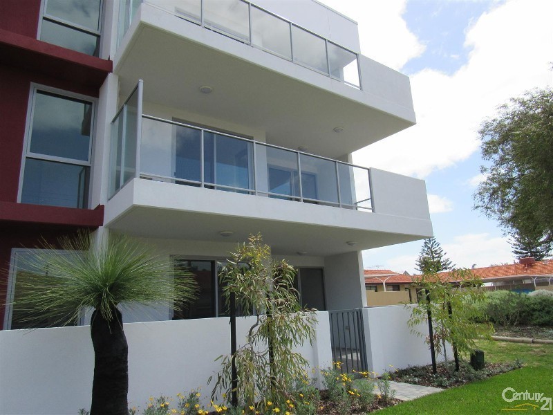 3/102 Kent Street, Rockingham WA 6168