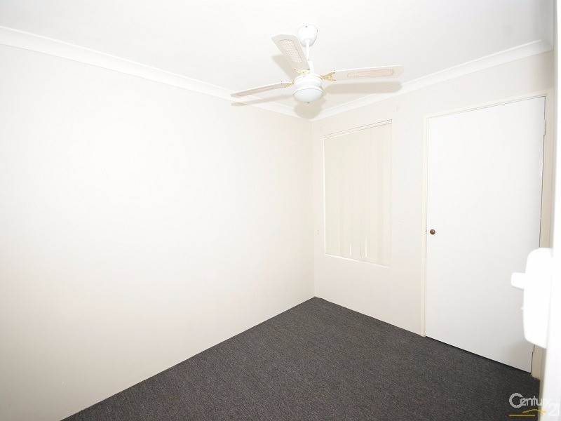 13 Dundee Close, Warnbro WA 6169