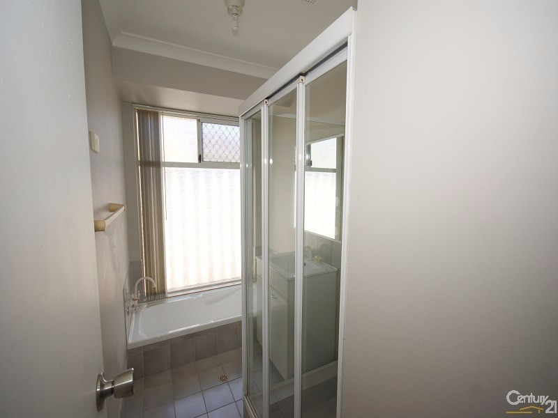 13 Dundee Close, Warnbro WA 6169