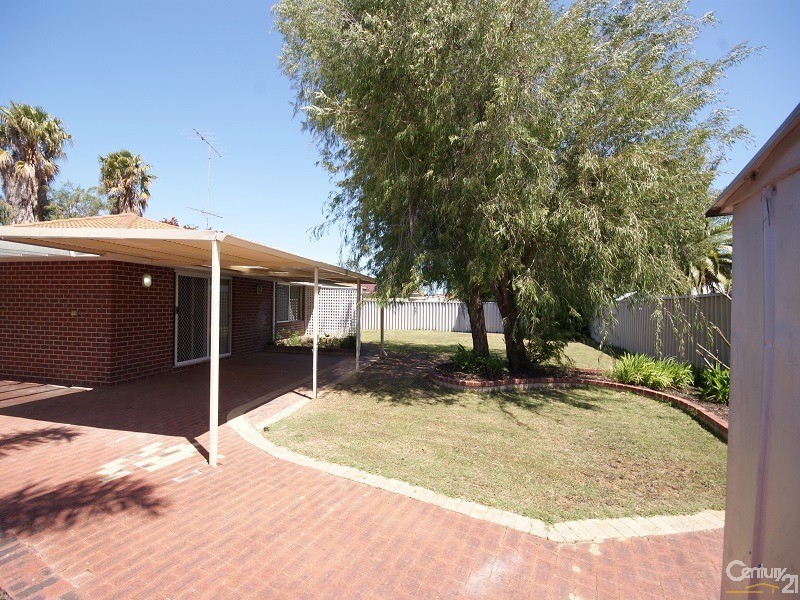 13 Dundee Close, Warnbro WA 6169