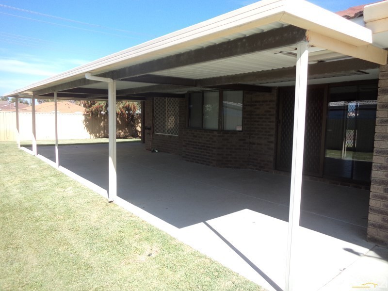 13 Mataitai Loop, Cooloongup WA 6168