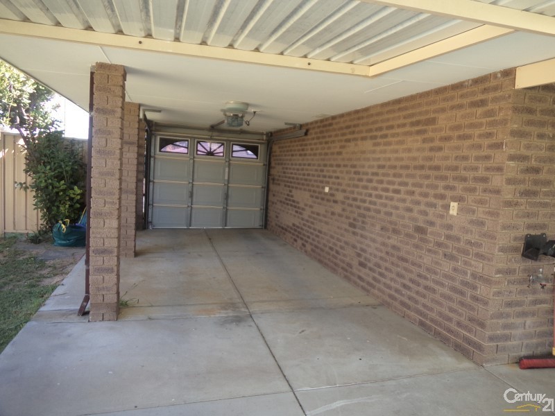 13 Mataitai Loop, Cooloongup WA 6168