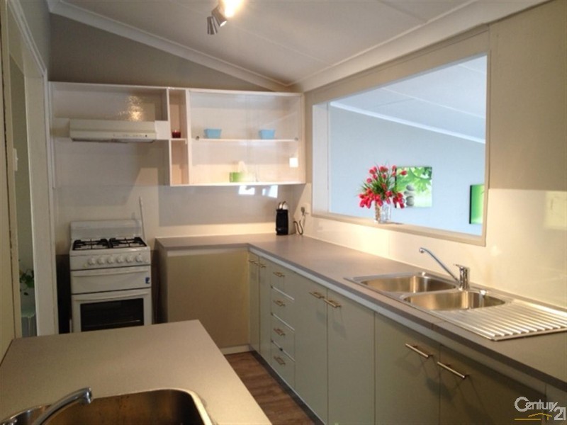 34 Hubbard Way, Medina WA 6167