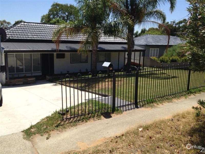 34 Hubbard Way, Medina WA 6167