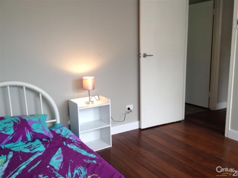 34 Hubbard Way, Medina WA 6167