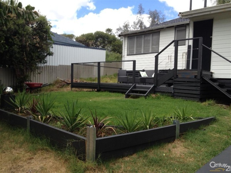 34 Hubbard Way, Medina WA 6167