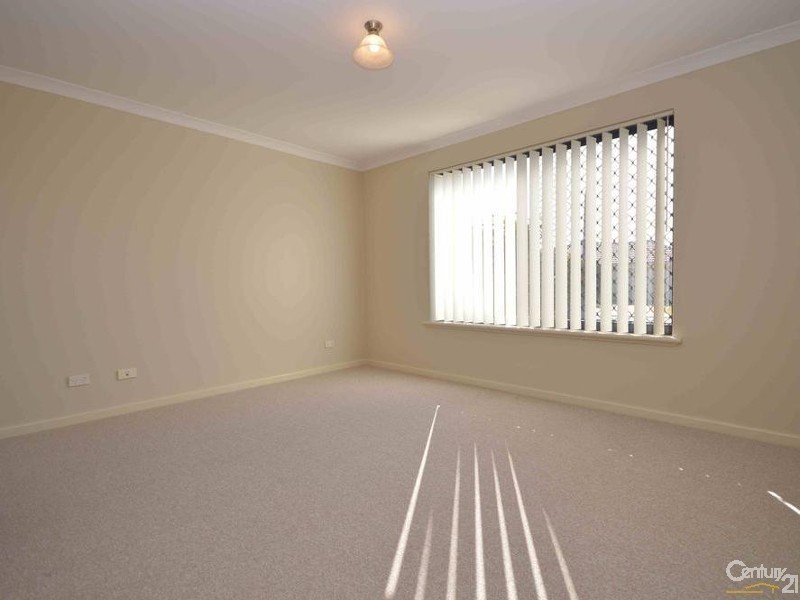 9 Baycliff Turn, Waikiki WA 6169