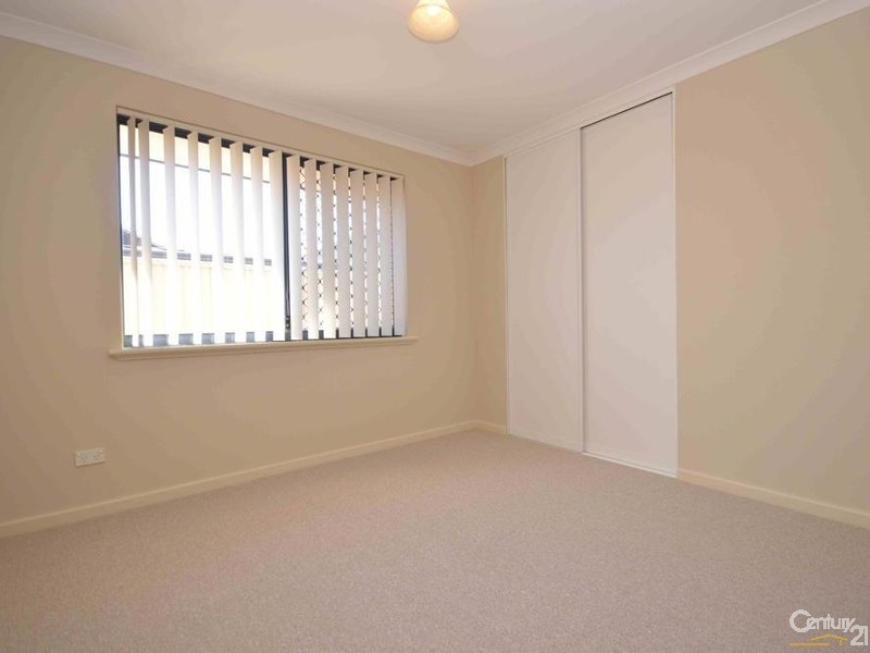 9 Baycliff Turn, Waikiki WA 6169