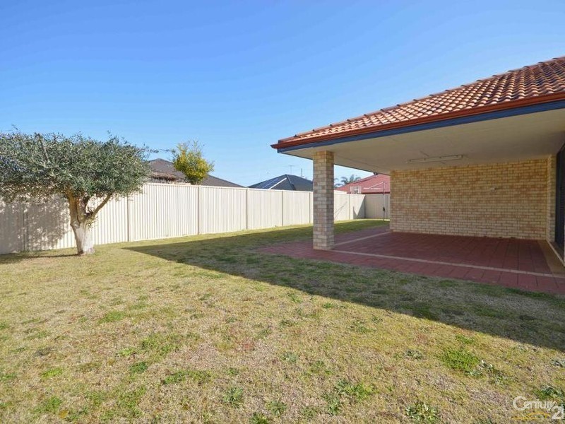 9 Baycliff Turn, Waikiki WA 6169