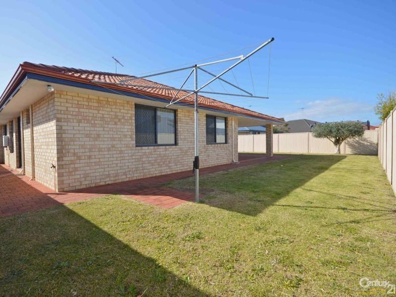 9 Baycliff Turn, Waikiki WA 6169