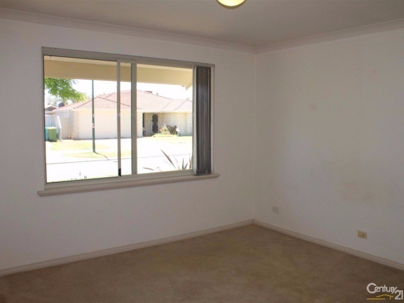 11 Laguardia Loop, Port Kennedy WA 6172