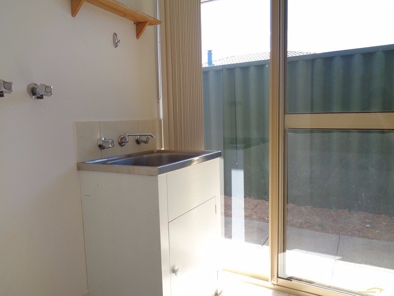 10 Labyrinth Street, Waikiki WA 6169