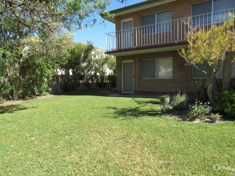 5/12 Harrison Street, Rockingham WA 6168