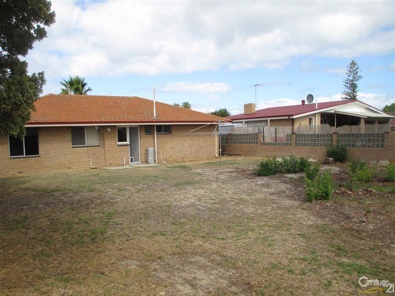 18 Seagate Street, Safety Bay WA 6169