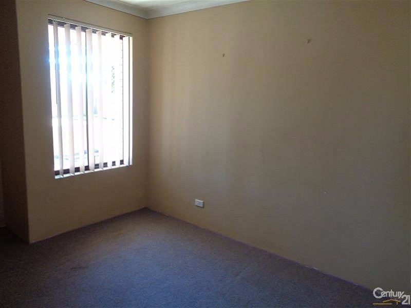 27 Hartland Way, Warnbro WA 6169