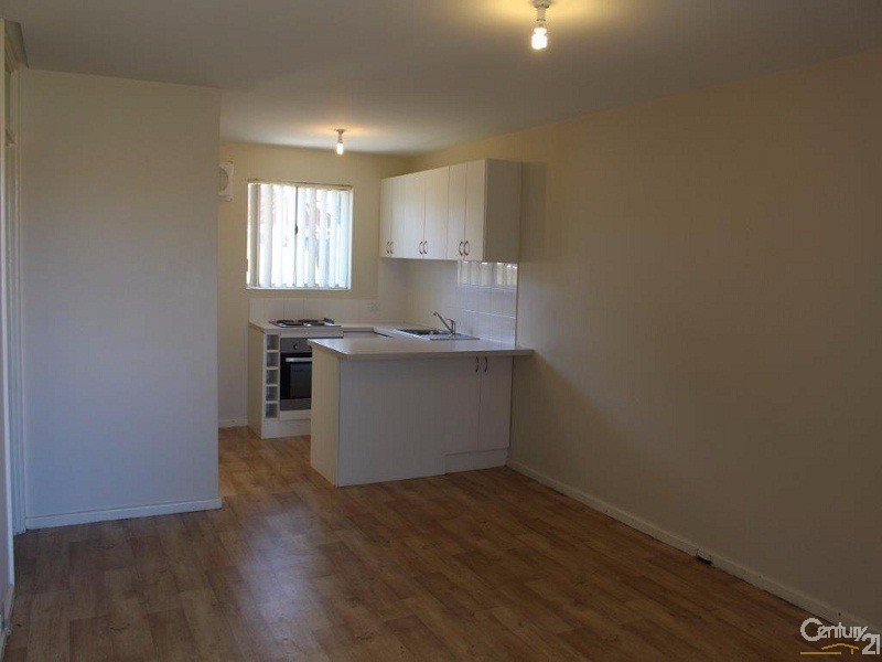 1/110 Safety Bay Road, Shoalwater WA 6169